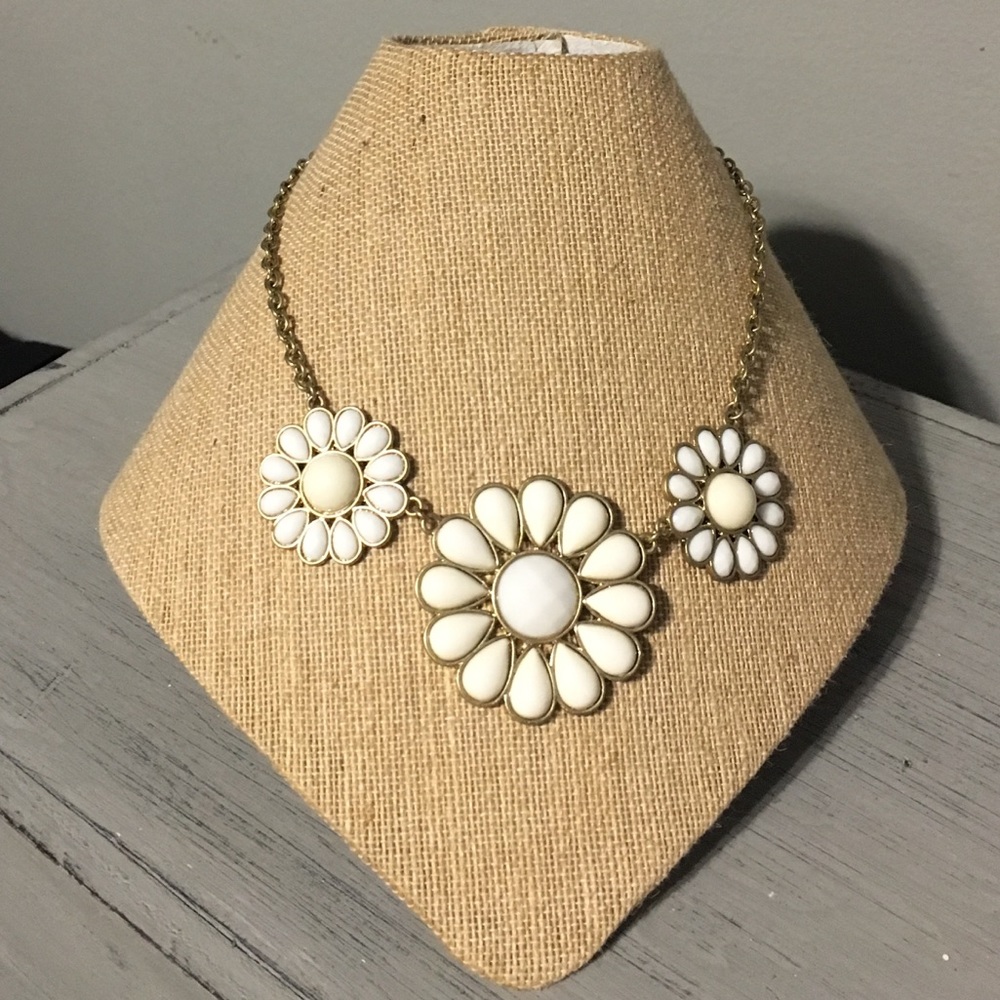 Cookie Lee Ivory Blooms Necklace